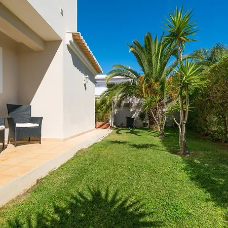 Casa Eleonora Bed & Breakfast Lagos